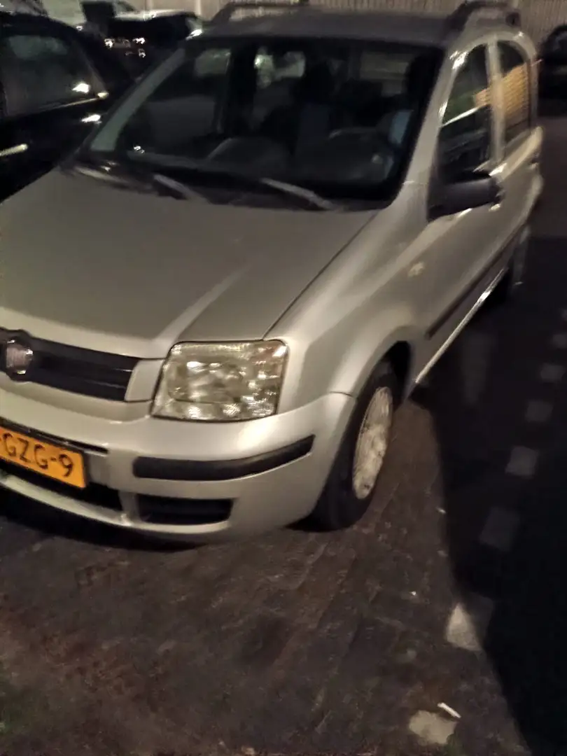 Fiat Panda Panda 1.2 Edizione Cool Grijs - 1