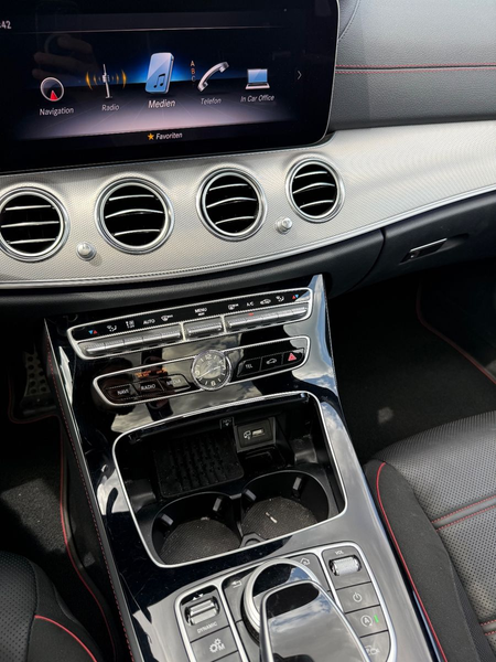 Mercedes-Benz E 53 AMG 4Matic+ 1.Hand Unfallfrei Pano — photo 14