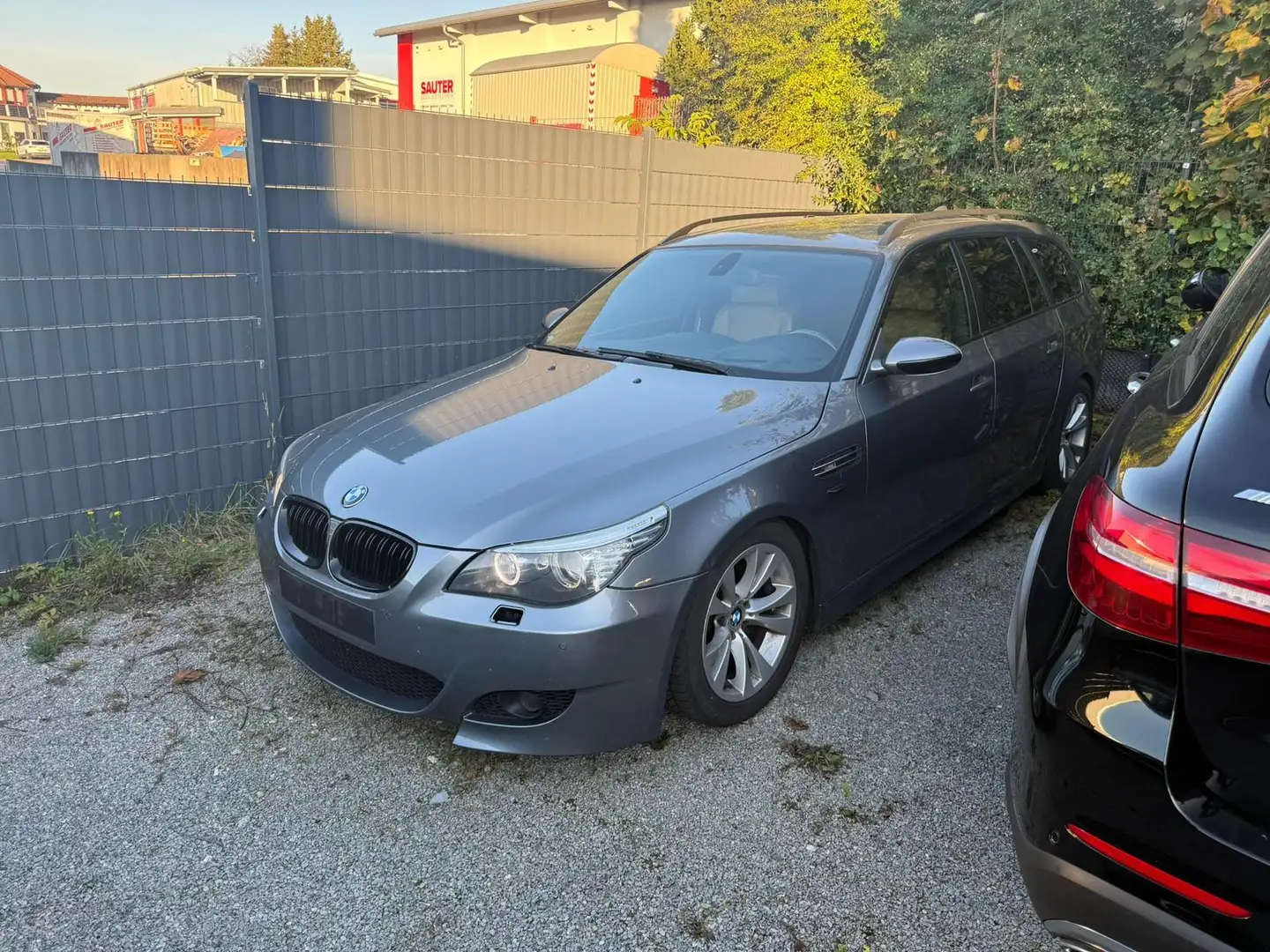 BMW 525 i M-Paket Leder Head-up Xenon Gris - 1