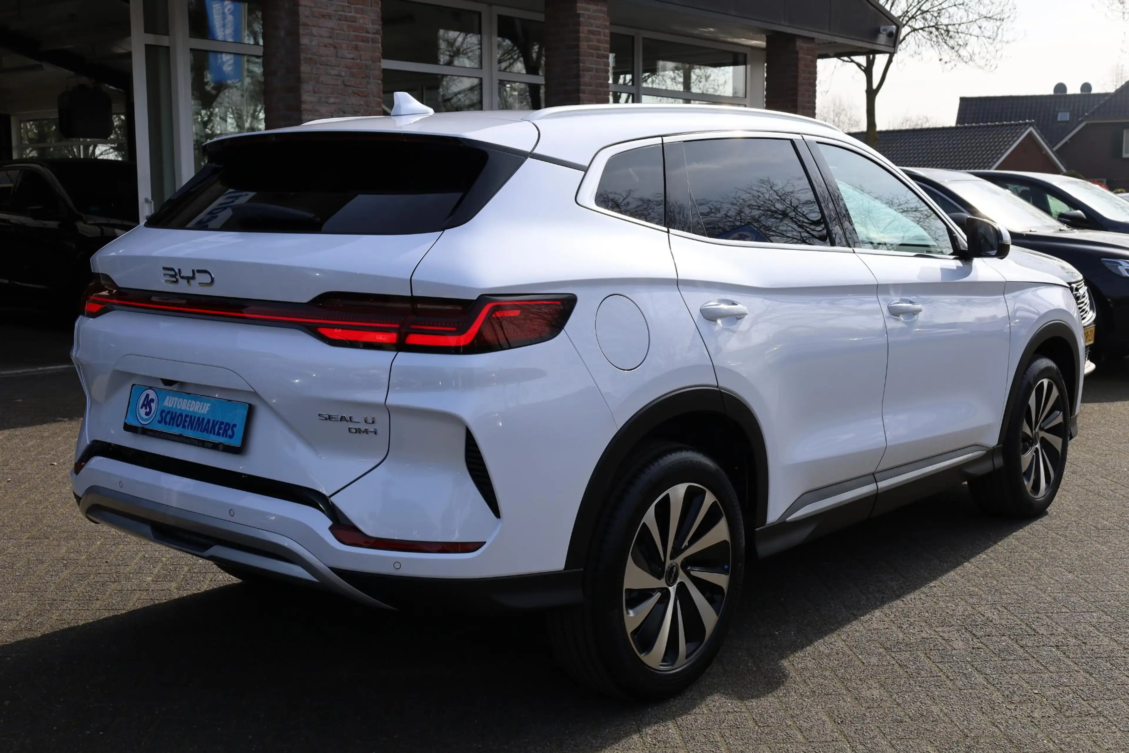 BYD Seal U 1.5 DM-i FWD Boost TREKHAAK-AFNEEMBAAR! SNOW-WHITE — photo 4