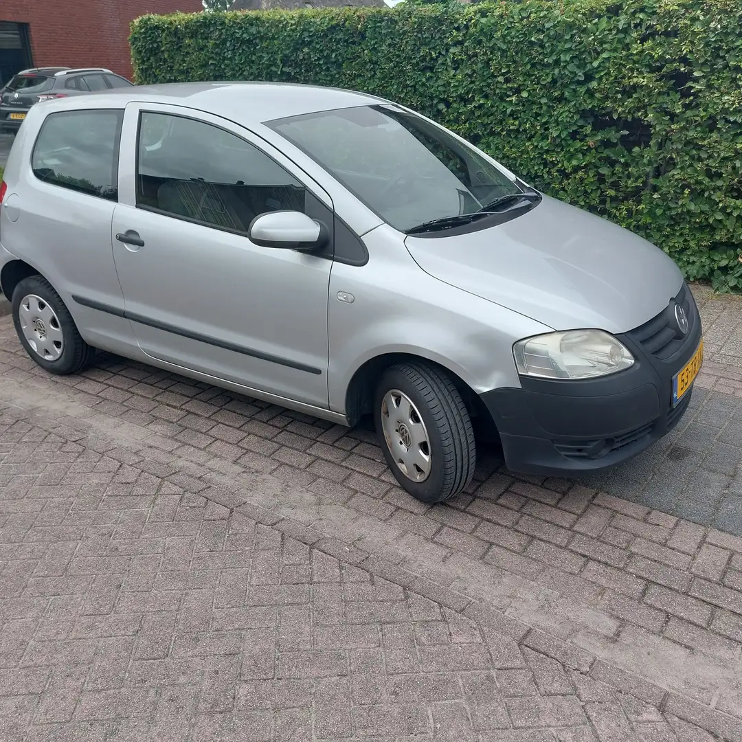 Volkswagen Fox 1.2 Trendline Grijs - 2