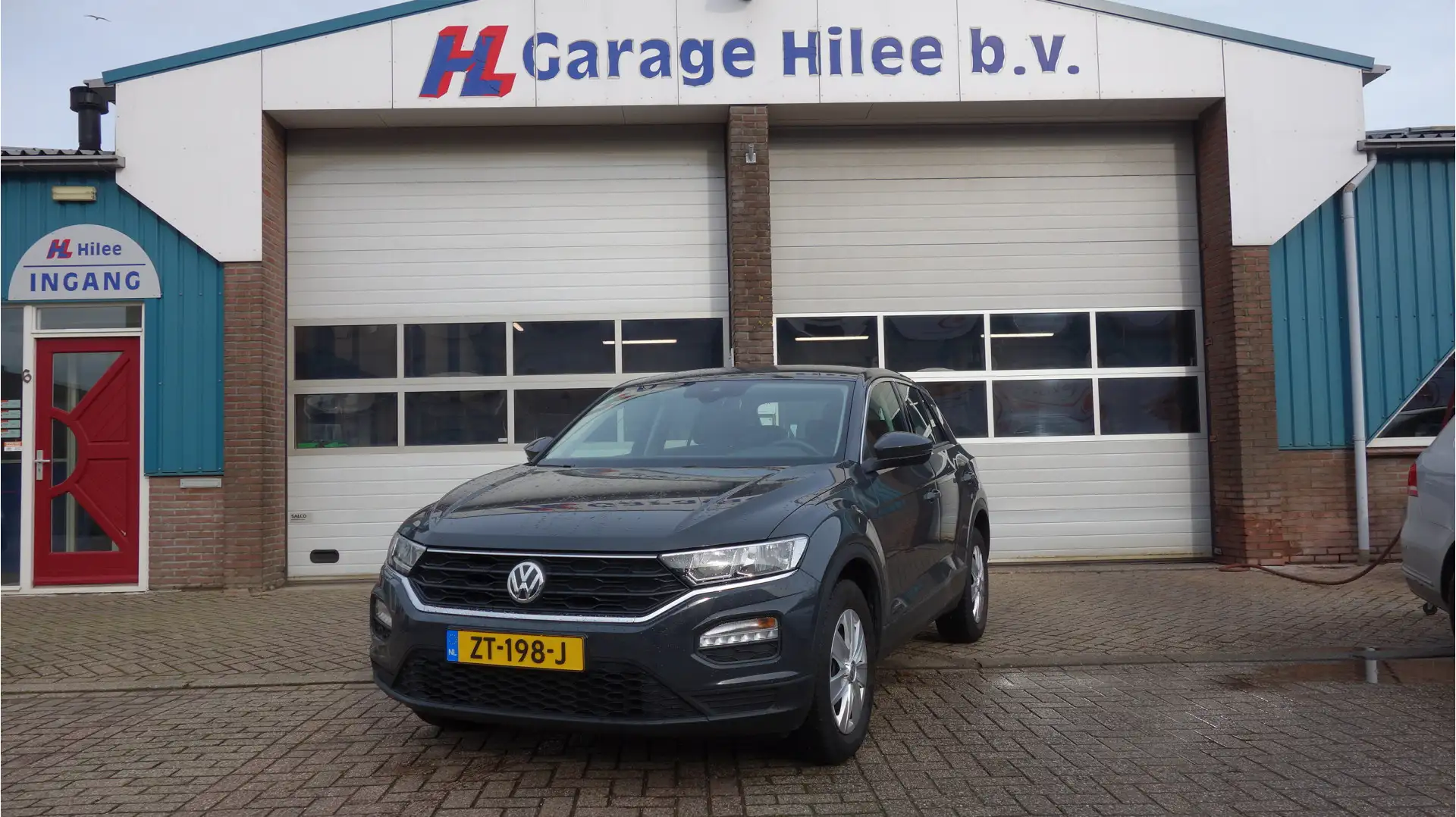 Volkswagen T-Roc 1.0 TSI Grigio - 1