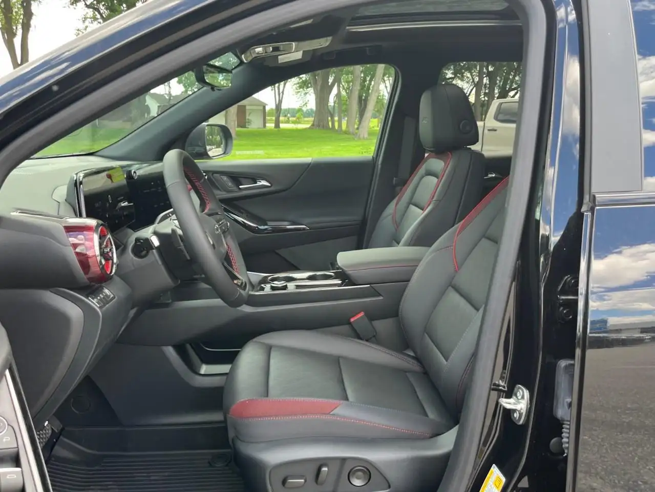 Chevrolet Equinox photo Chevrolet Equinox