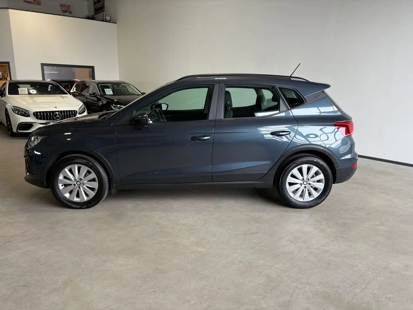 SEAT Arona Style Kamera SHZ PDC AHK Gris - 2