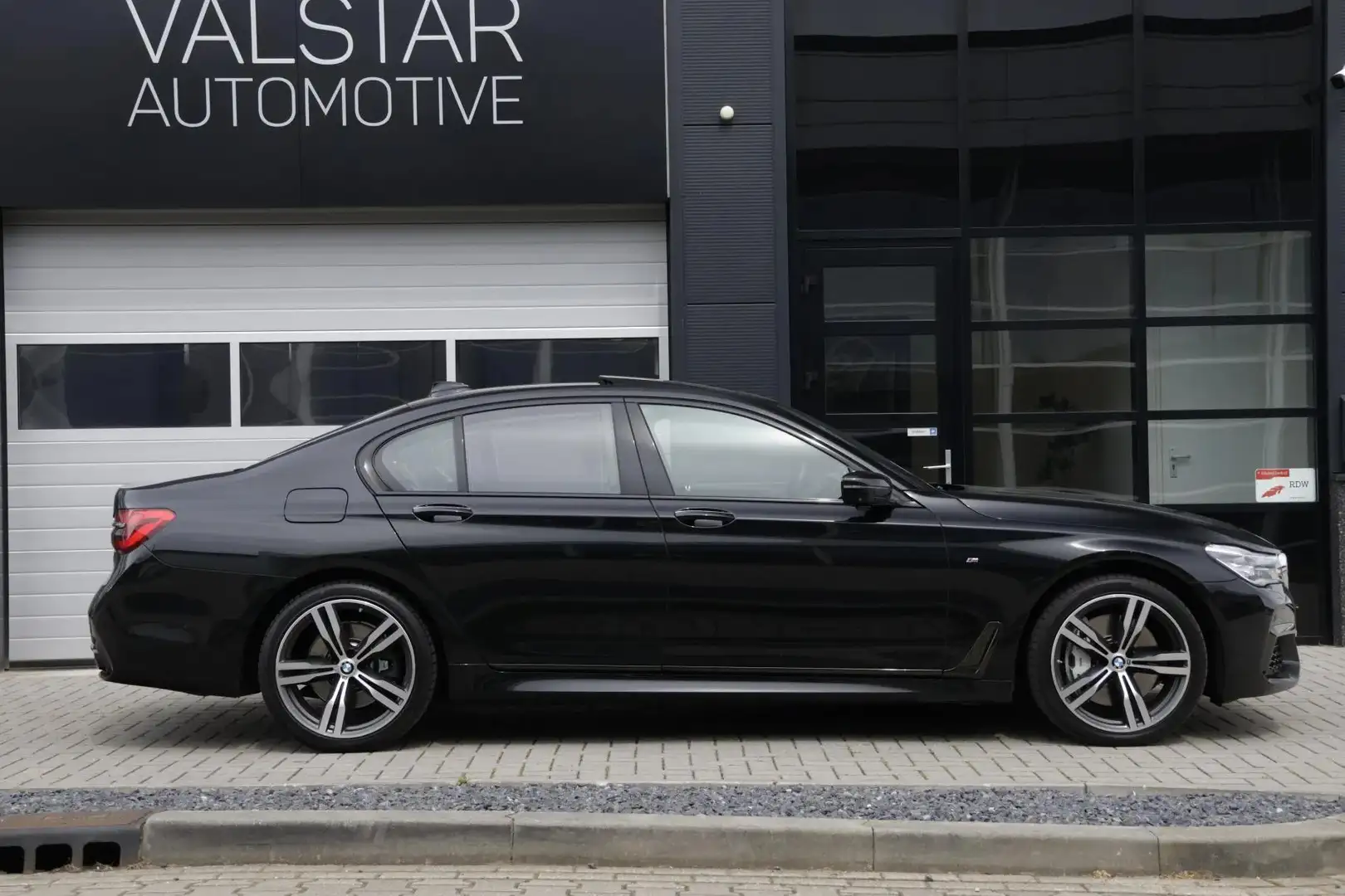 BMW 750 7-serie 750d xDrive High Executive | ECHT ALLE OPT Noir - 2