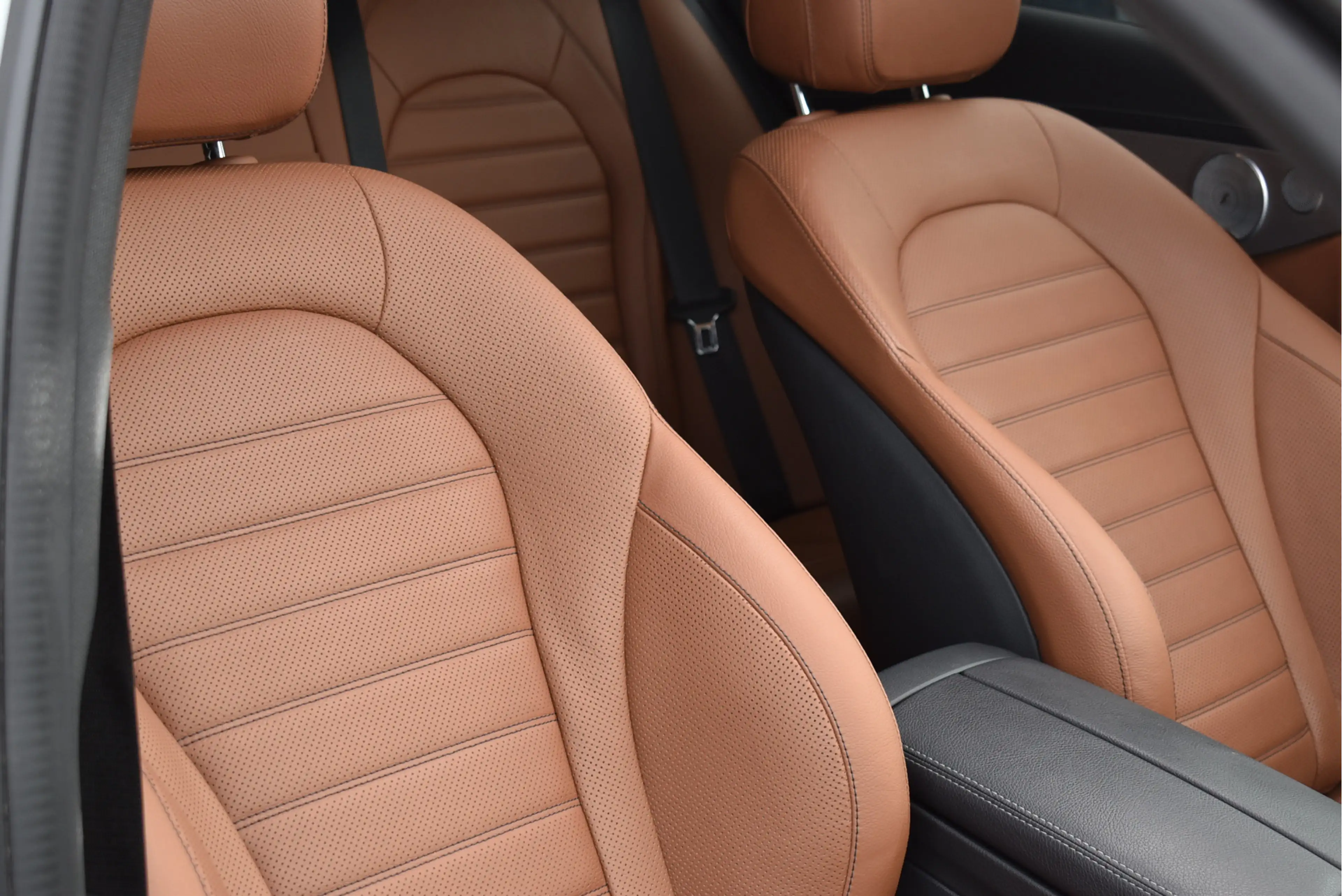 Mercedes-Benz C 300 AMG 258 Pk Designo Matt Metallic Pano Vol Leder Di — photo 32