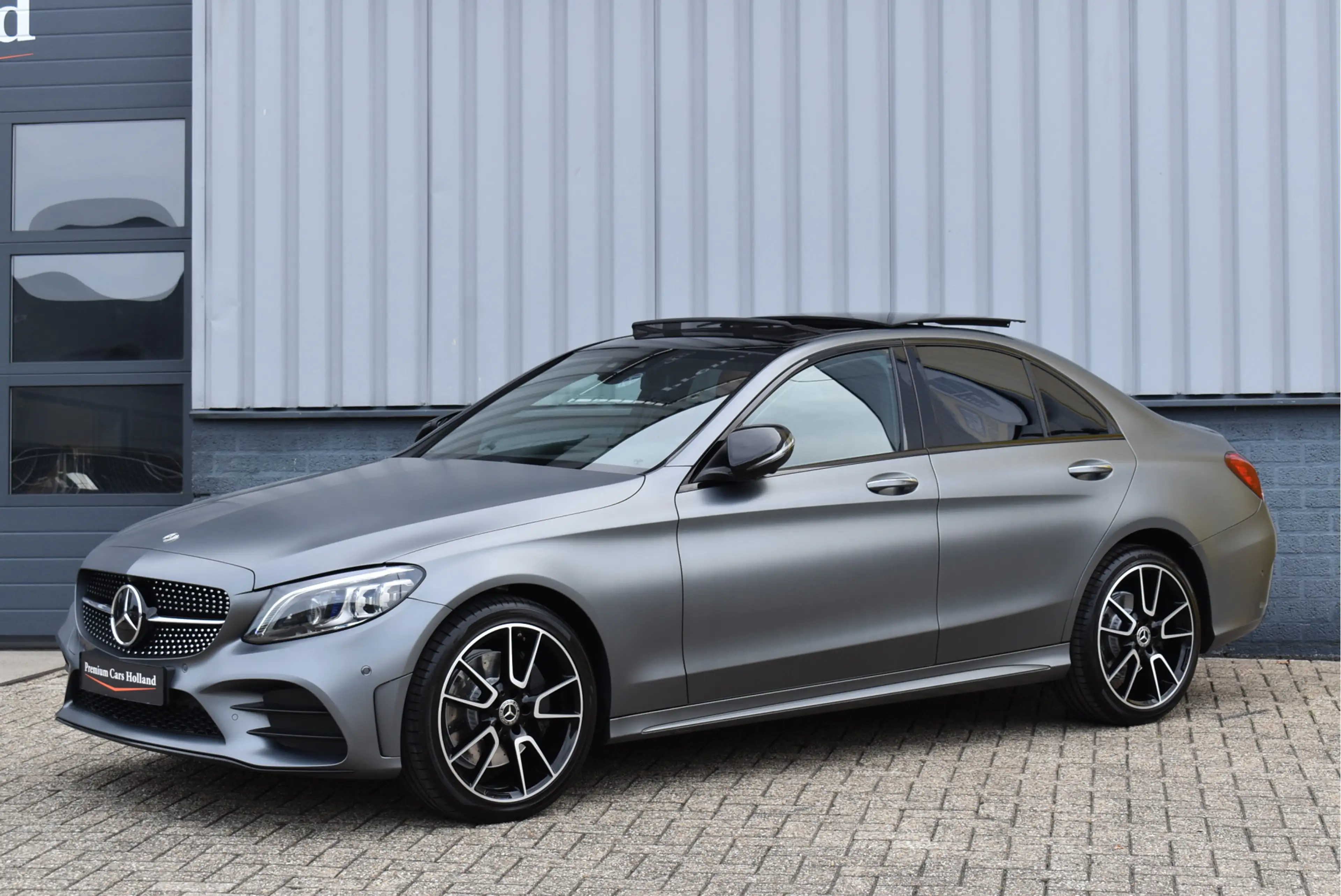 Mercedes-Benz C 300 AMG 258 Pk Designo Matt Metallic Pano Vol Leder Di — photo 4