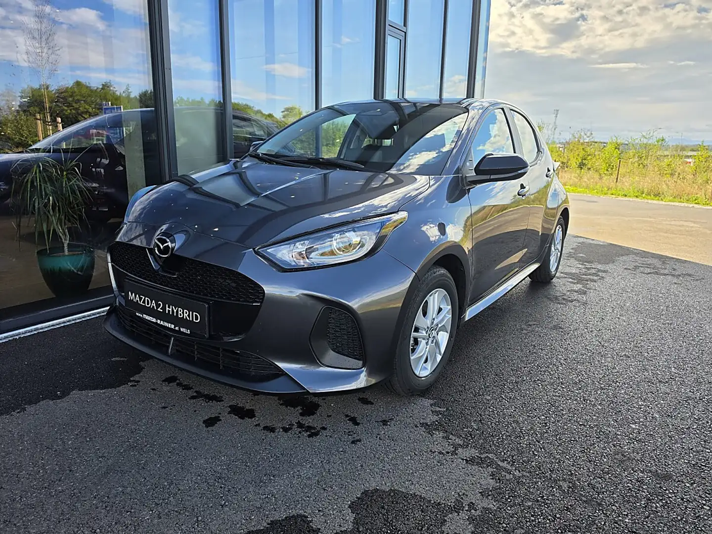 Mazda 2 Mazda2 Hybrid Centre Line Aut. € 100 Tankgutsch... Grau - 1