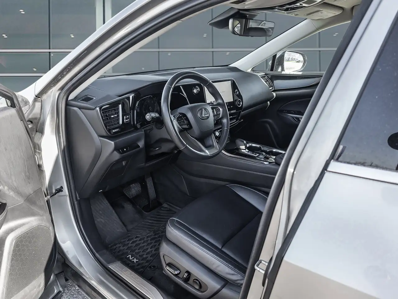 Lexus NX fotografie Lexus NX
