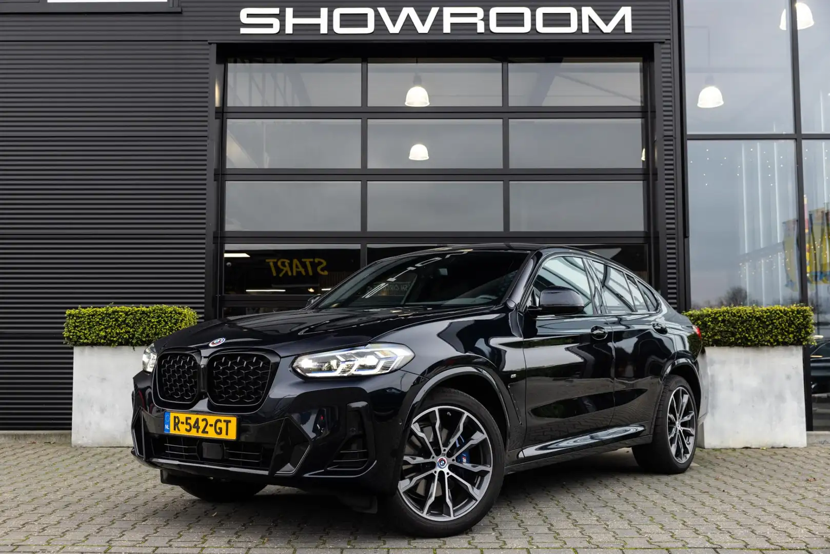BMW X4 XDrive20i M-Sport, Facelift, Trekhaak, H&K Audio, Noir - 2