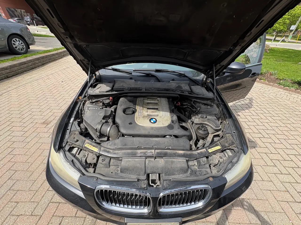 BMW 3 Series снимка BMW 3 Series