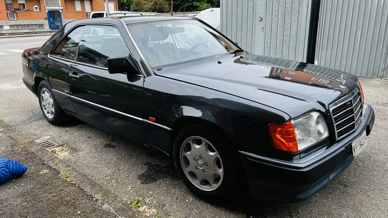 Mercedes-Benz CE 300 Cope, foto 2