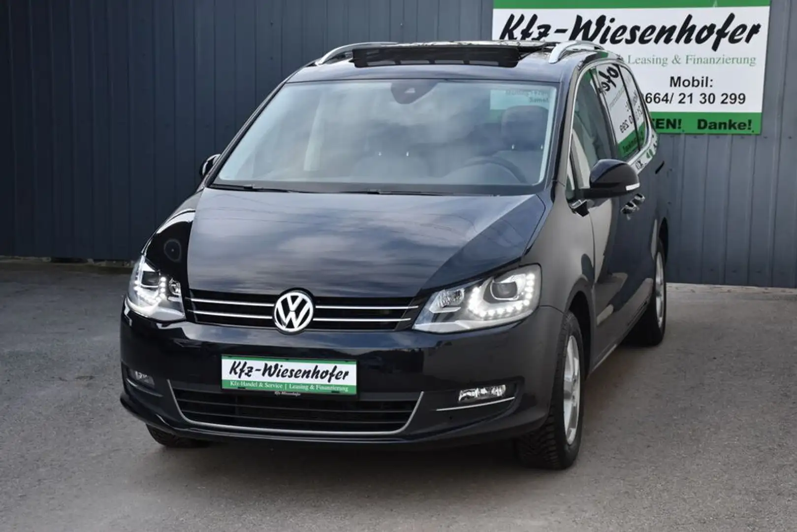 Volkswagen Sharan Sky 2.0 TDI / 7 Sitze / Panoramadach/Xenon Black - 2