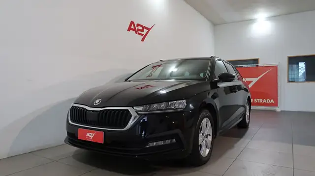 Skoda Octavia view 10