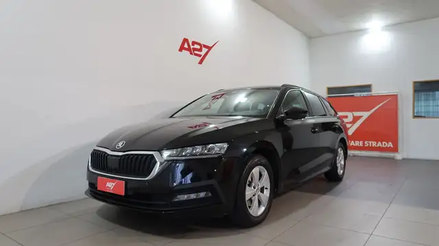 Skoda Octavia view 8