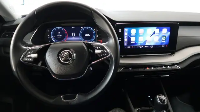 Skoda Octavia view 7