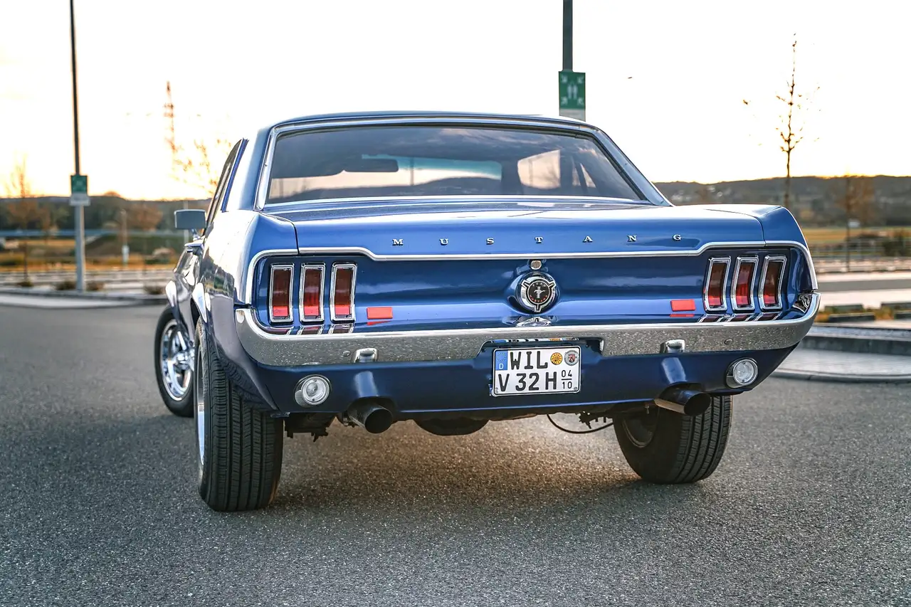 Ford Mustang V8-302 Servo-Scheibenbremsen, foto 5