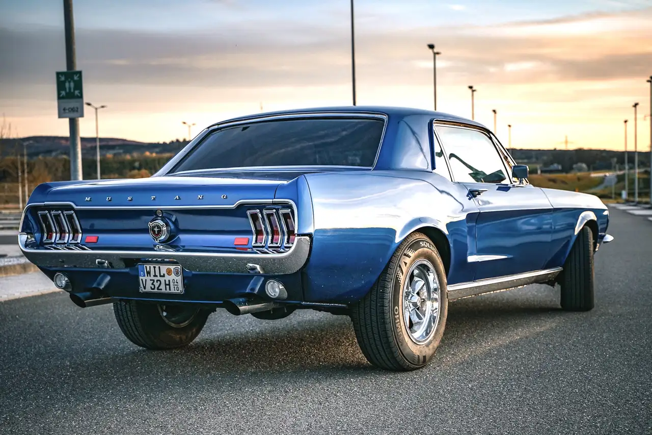 Ford Mustang V8-302 Servo-Scheibenbremsen, foto 4