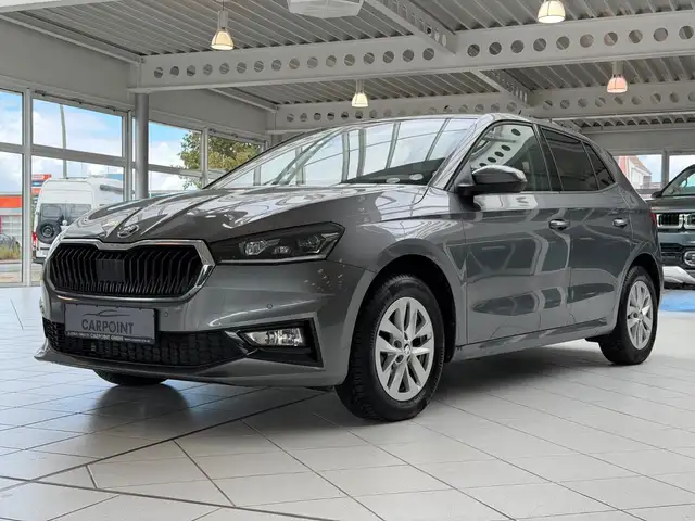 Skoda Fabia view 2