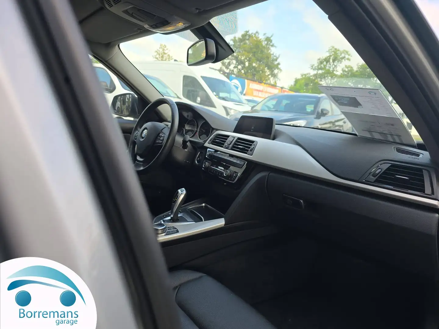 BMW 330 330eA Plug-In Hybrid Business leder/navi/blueto... Argent - 2