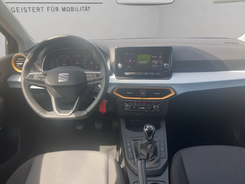 SEAT Ibiza 1.0 TSI STYLE CarPlay SHZ PDC KLIMA — photo 14