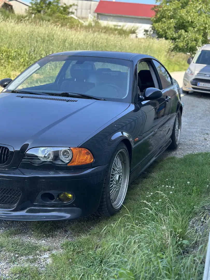 BMW 325 325i Coupé - 1