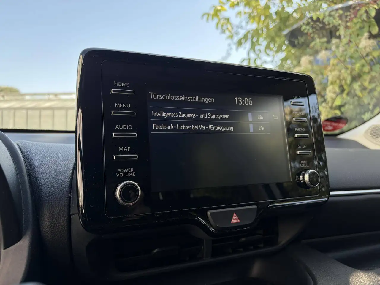 Toyota Yaris Hybrid Active Aut. CarPlay Kamera AHK Relax Garantie, миниатюра 28