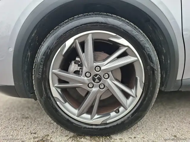DS Automobiles DS 7 Crossback view 13