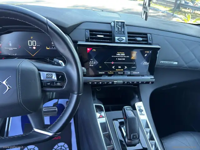DS Automobiles DS 7 Crossback view 12