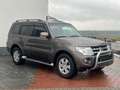Mitsubishi Pajero 3.2 DI-D Instyle*7SITZER*PANO*AHK-3.5 To* Braun - thumbnail 1
