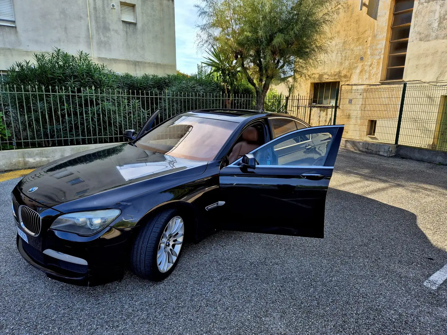 BMW 730 730d Luxe A Noir - 1