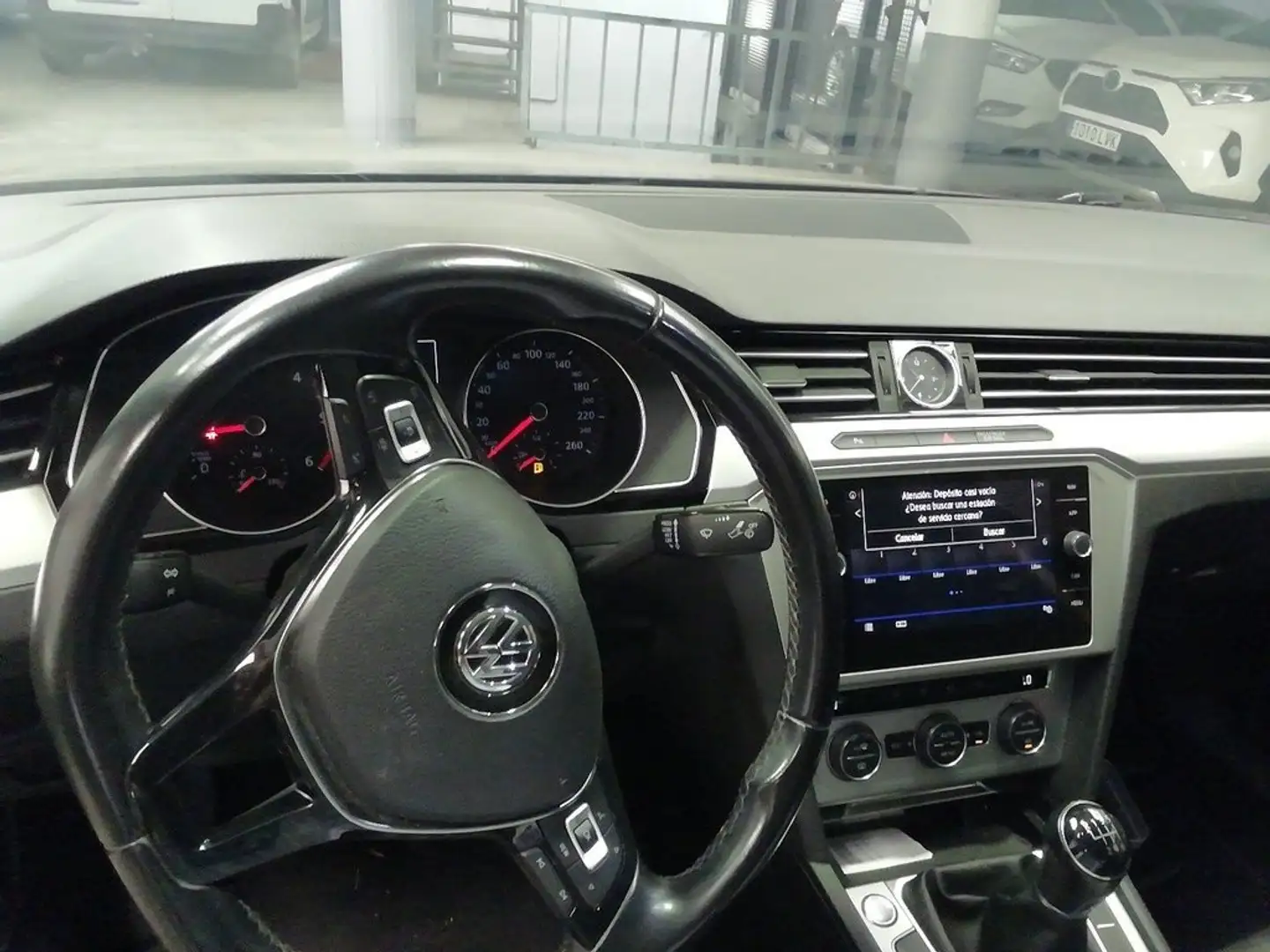 Volkswagen Passat 2.0TDI Advance 110kW Negro - 2