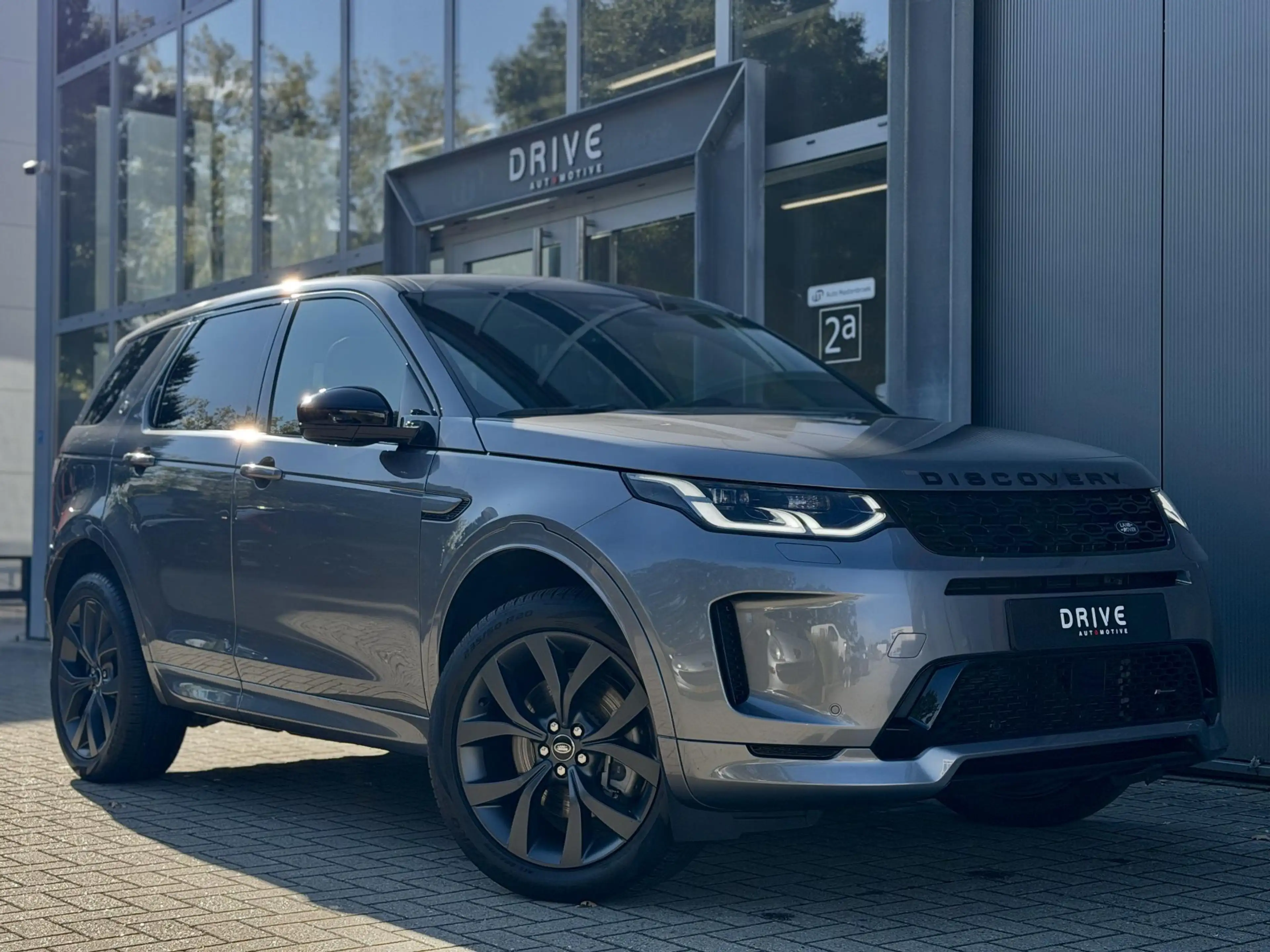 Land Rover Discovery Sport P300e 1.5 R-Dynamic SE |Pano|ACC|Leer|Meridian|Mem — photo 32