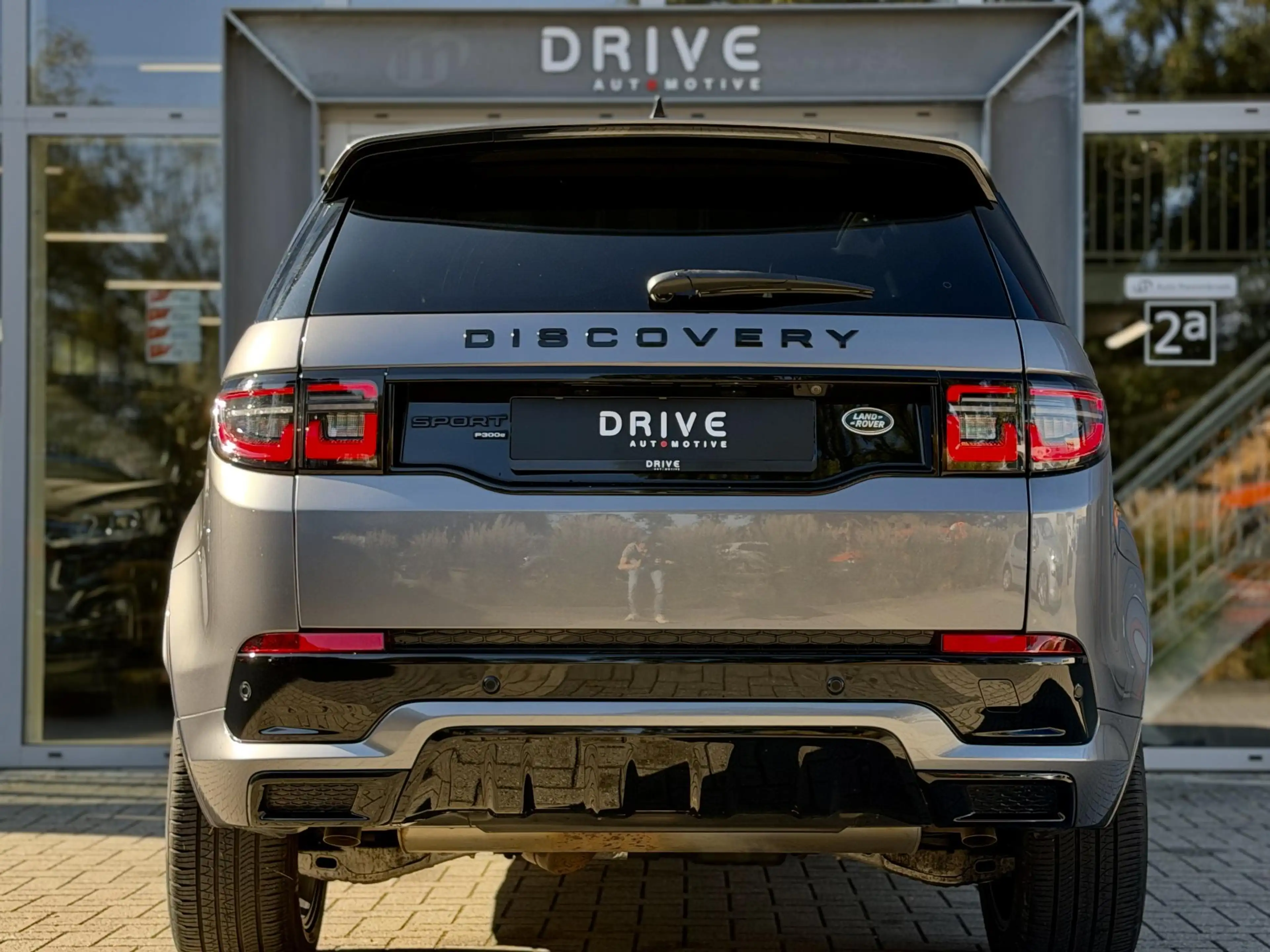 Land Rover Discovery Sport P300e 1.5 R-Dynamic SE |Pano|ACC|Leer|Meridian|Mem — photo 28