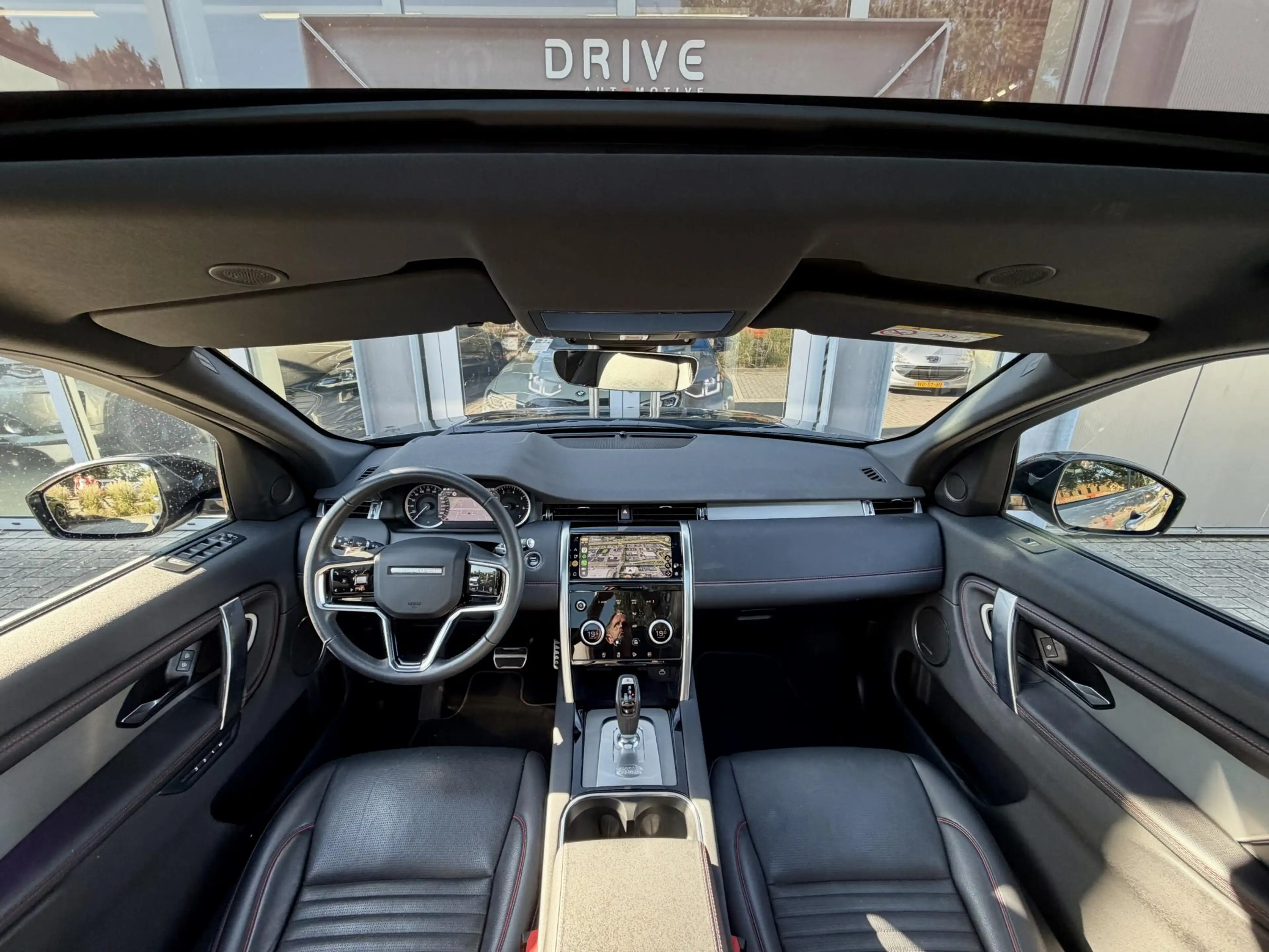 Land Rover Discovery Sport P300e 1.5 R-Dynamic SE |Pano|ACC|Leer|Meridian|Mem — photo 11