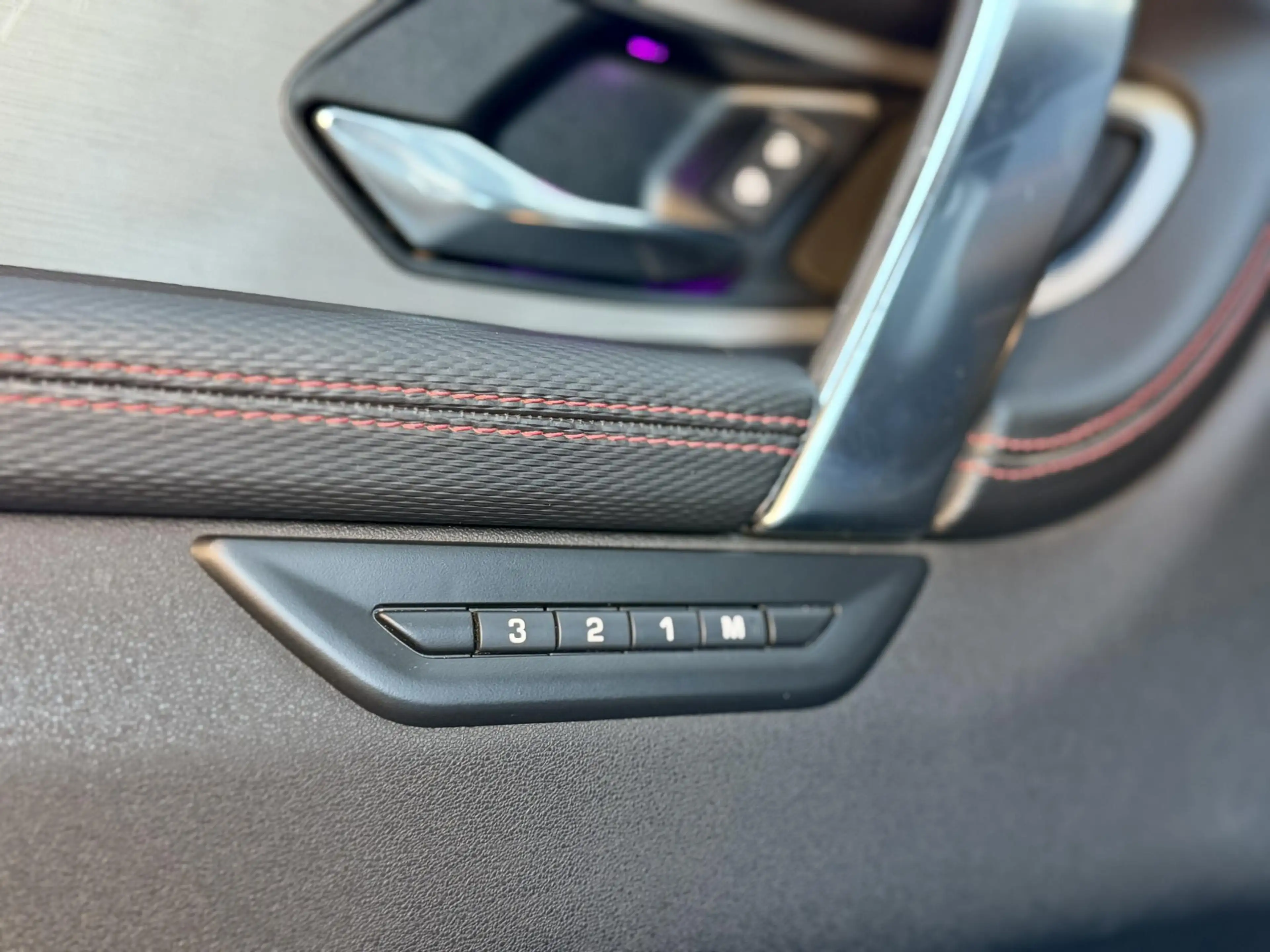 Land Rover Discovery Sport P300e 1.5 R-Dynamic SE |Pano|ACC|Leer|Meridian|Mem — photo 14