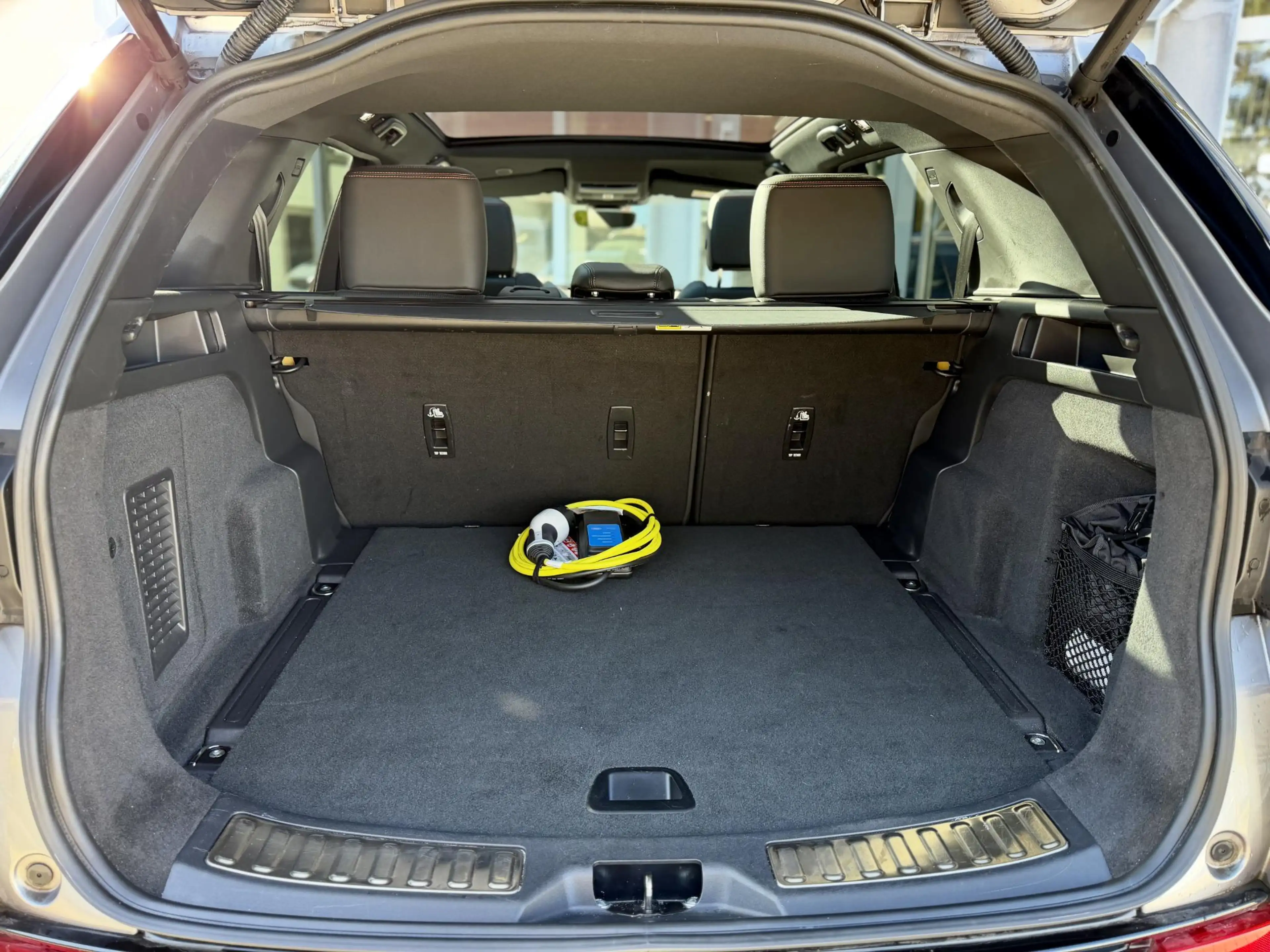 Land Rover Discovery Sport P300e 1.5 R-Dynamic SE |Pano|ACC|Leer|Meridian|Mem — photo 30