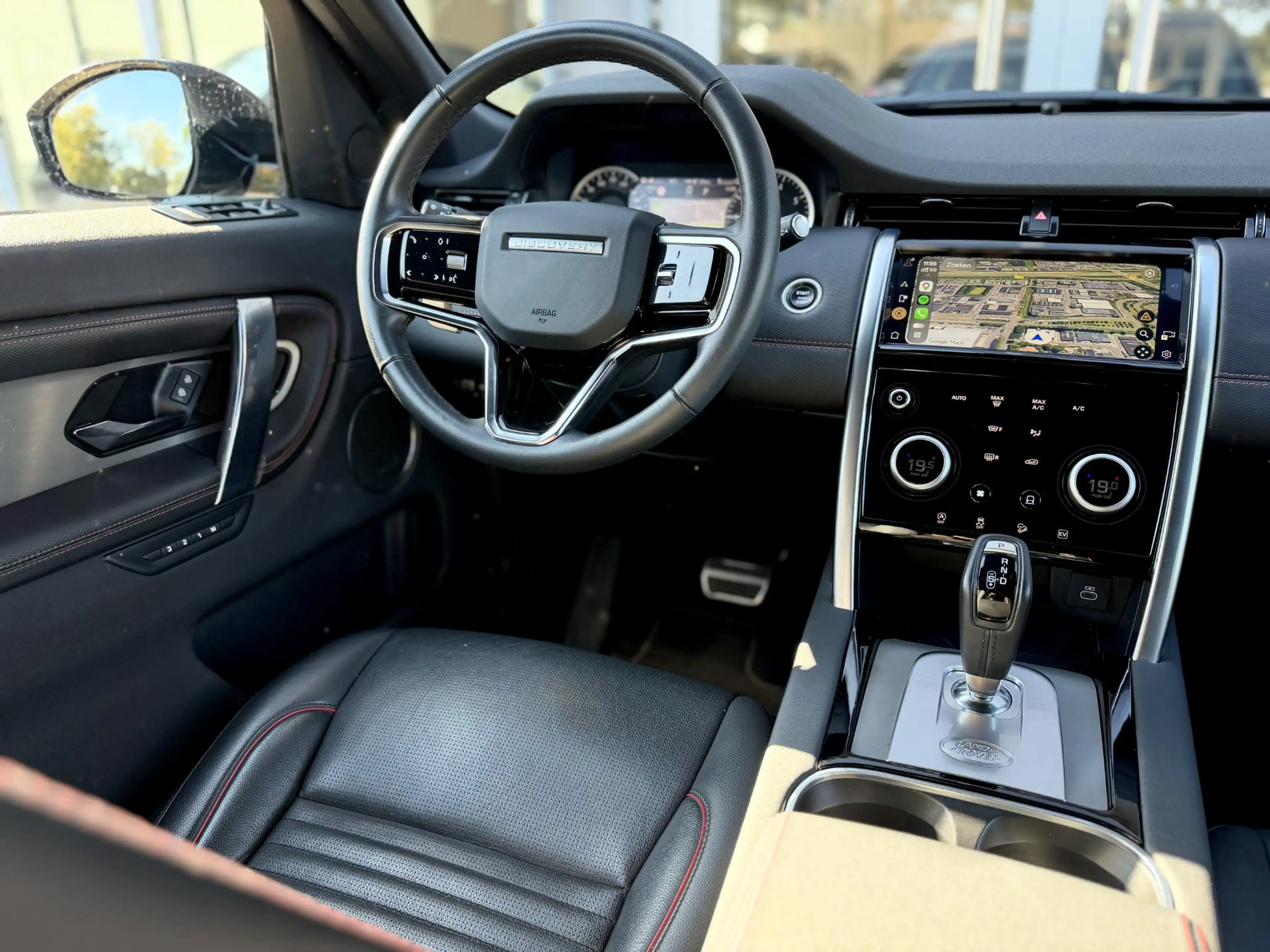 Land Rover Discovery Sport P300e 1.5 R-Dynamic SE |Pano|ACC|Leer|Meridian|Mem — photo 3