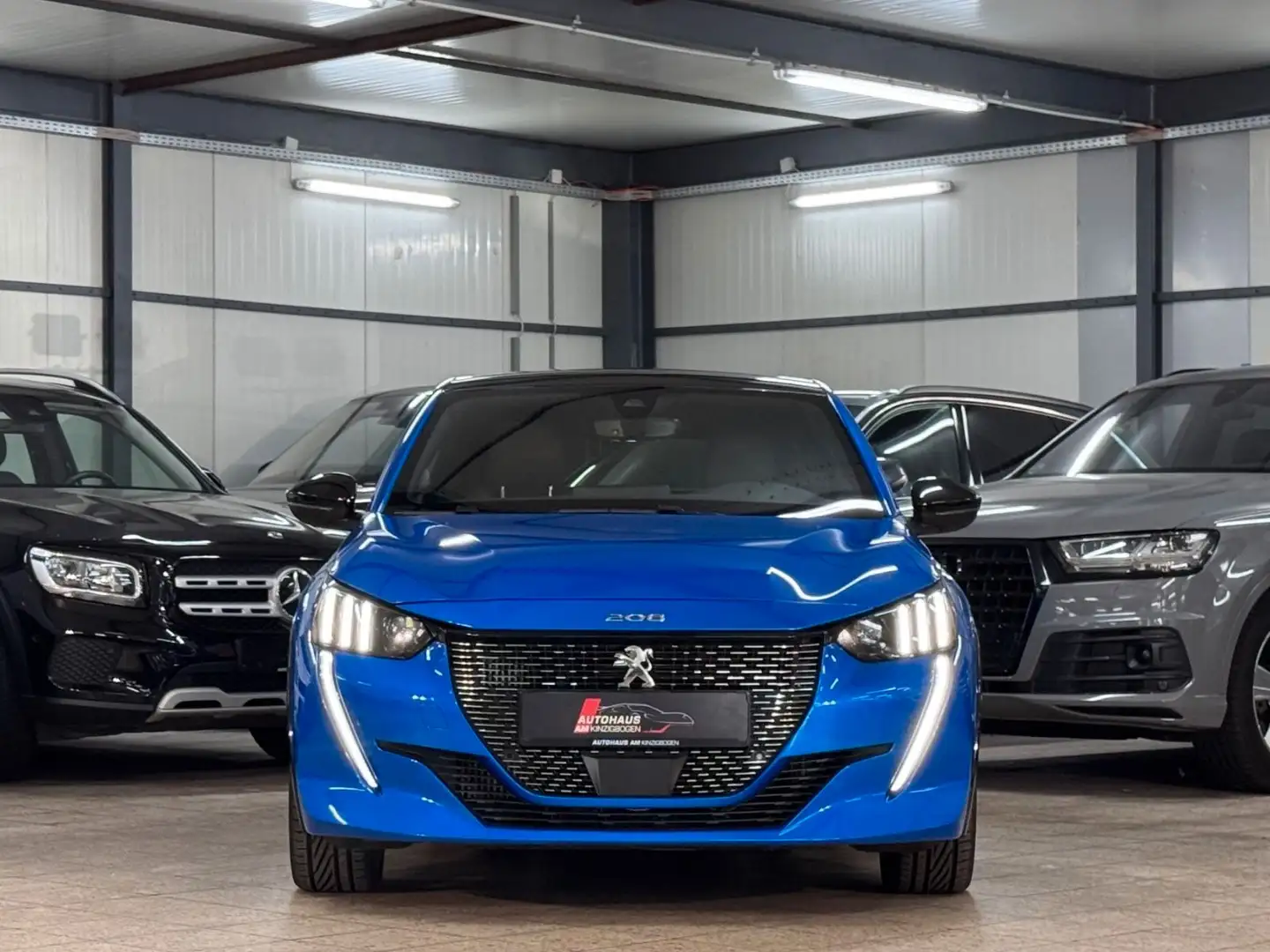 Peugeot 208 Allure GT LINE*180°KAM*TOTW*SPUR*TEMP*1.HAND Blau - 2