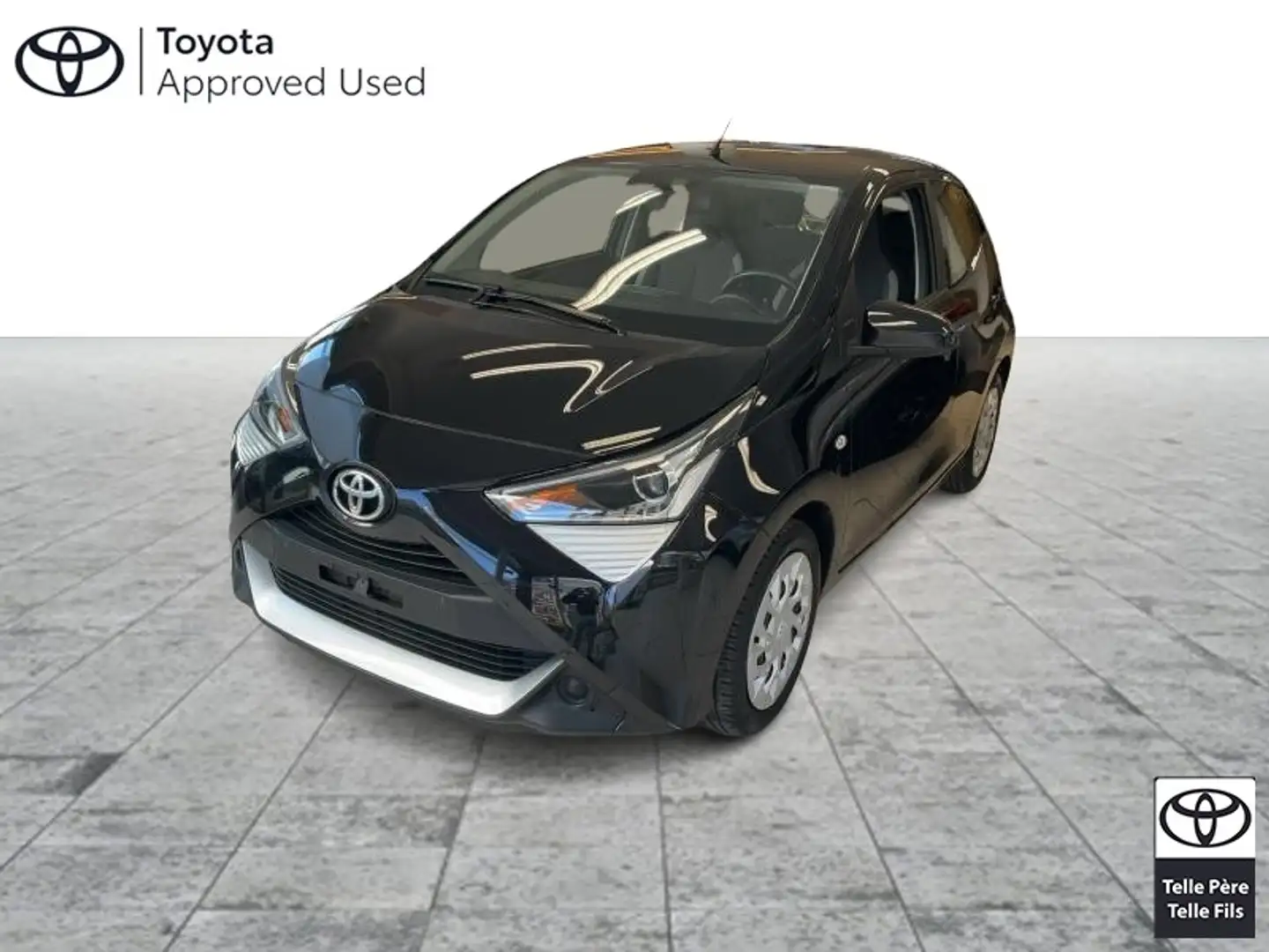 Toyota Aygo x-play2 Noir - 1