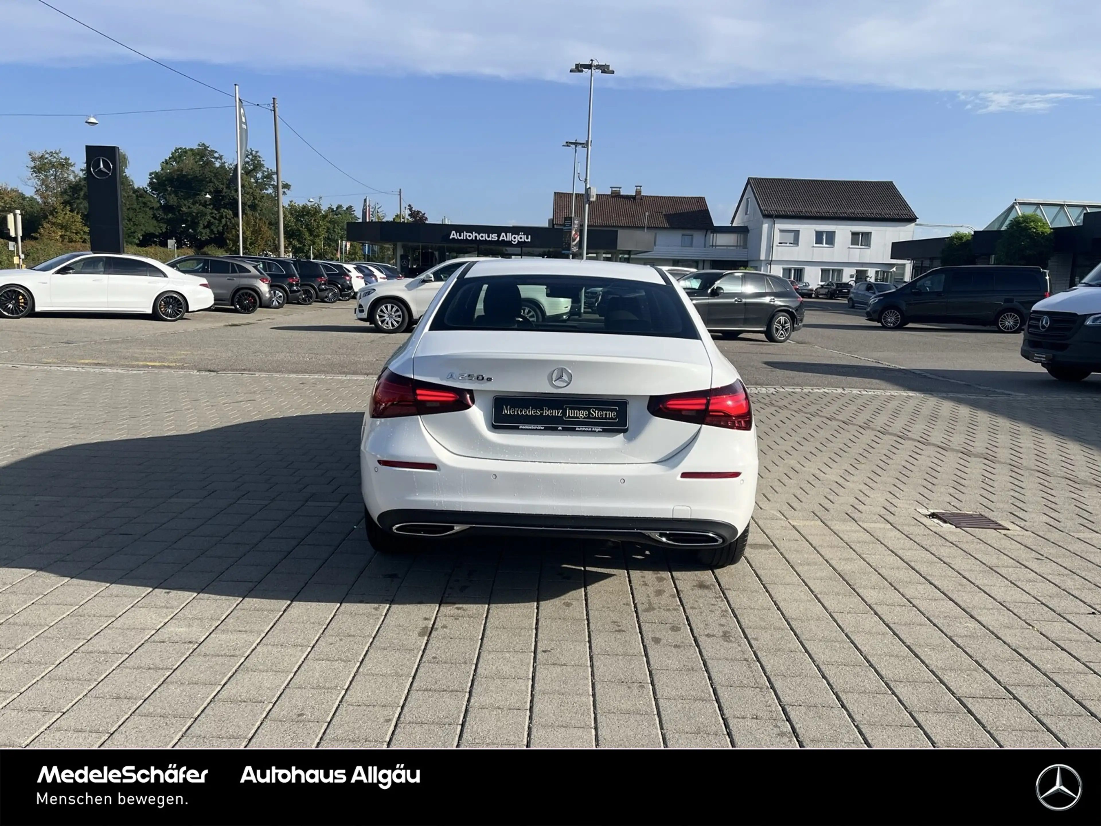 Mercedes-Benz A 250 A 250 e Limousine Progressive Premium 11kW LED Tel — photo 4