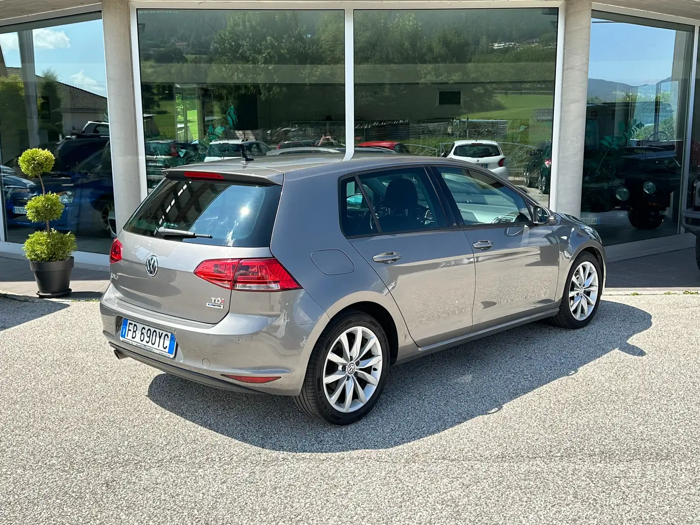 Volkswagen Golf 7 1.6 tdi Highline 110cv "MANUALE" Grigio - 2