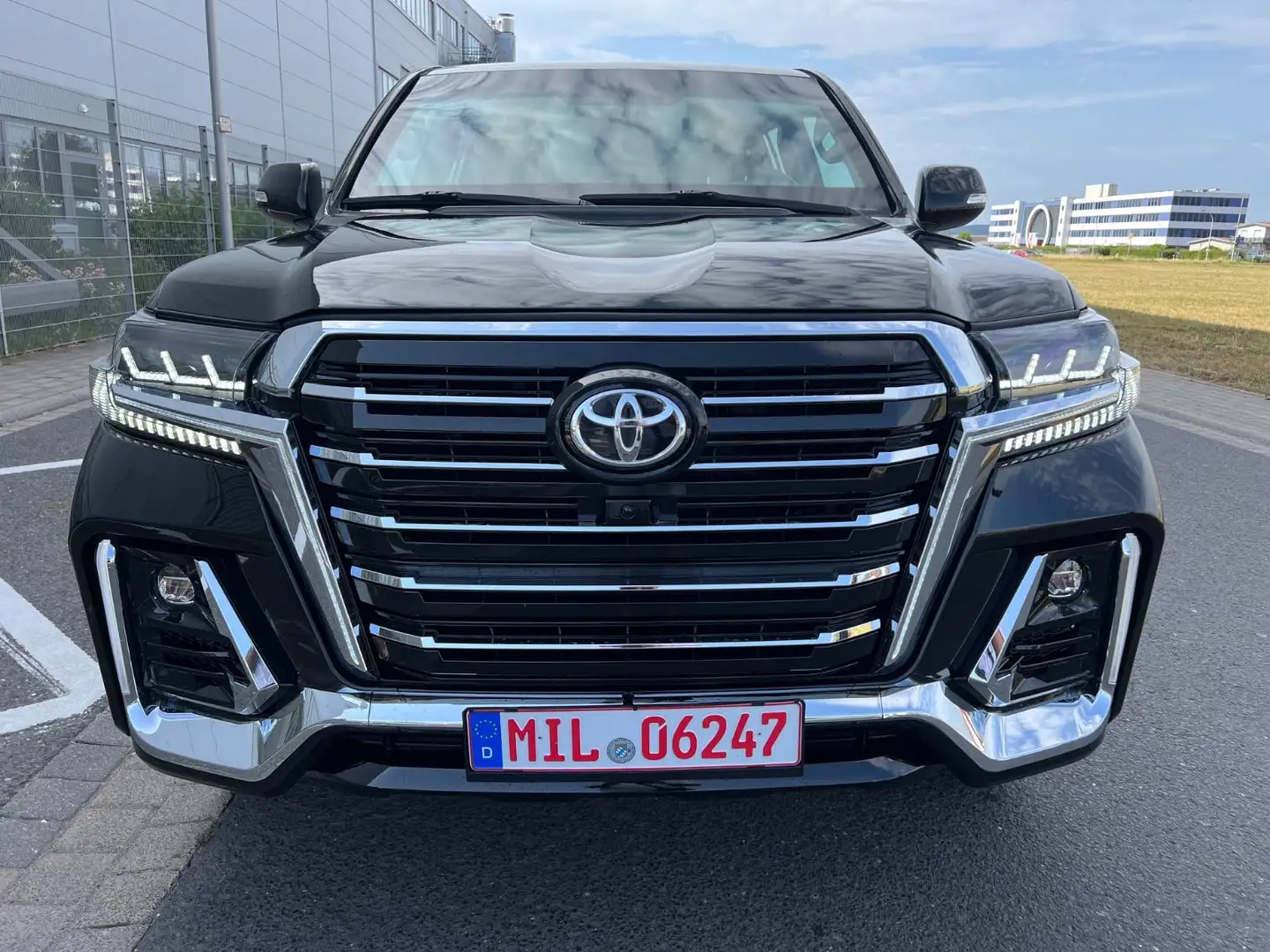 Toyota Land Cruiser 200*300*B6*ARMOURED*ARMORED*BLINDE* Noir - 2