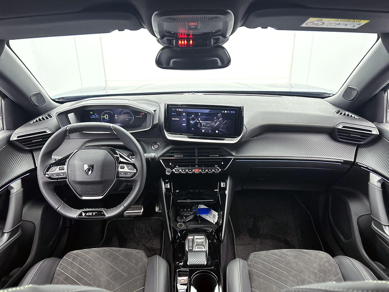 Peugeot e-2008 EV GT Avantage 54 kWh | Elektrische Bestuurderssto — photo 11