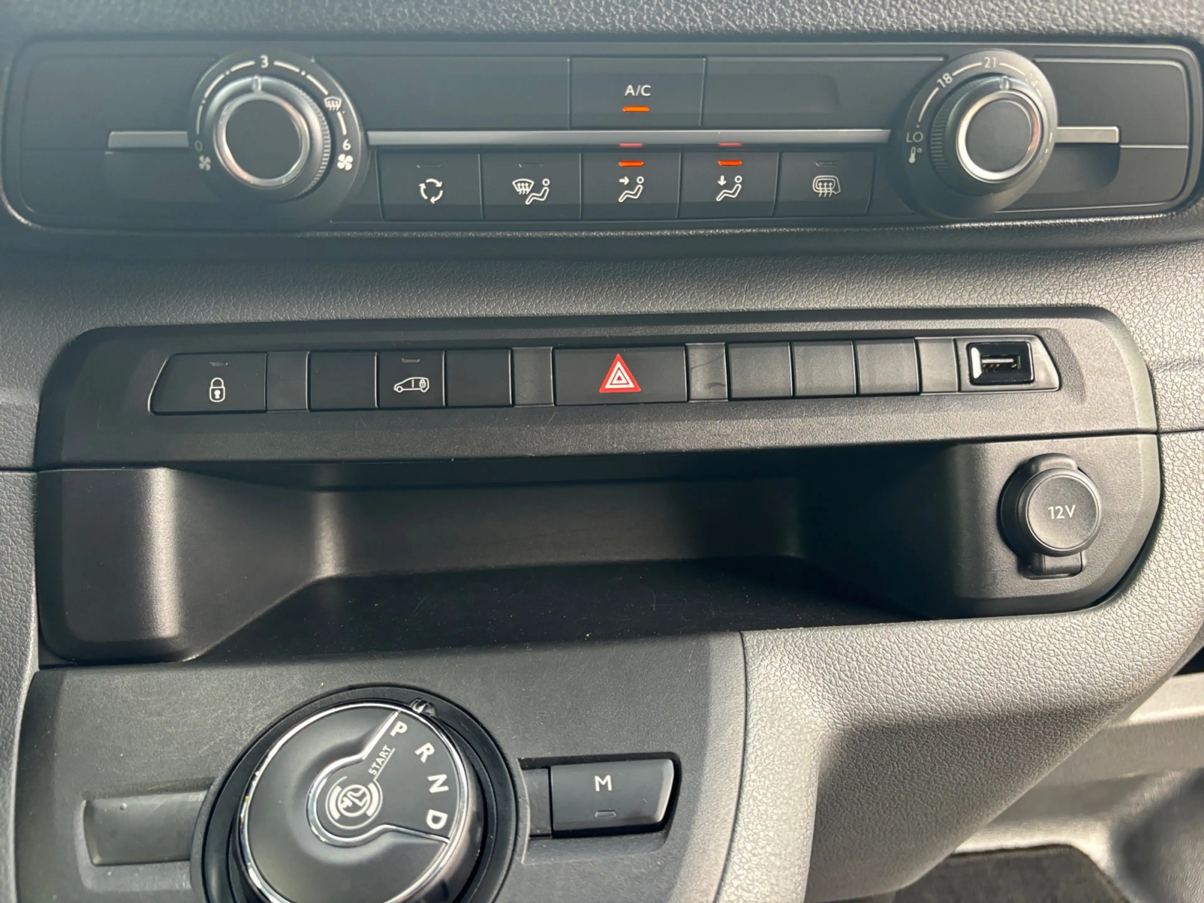 Toyota Proace Worker 2.0 D-4D Live Long Aut- L3H1, CarPlay, Andr — photo 11