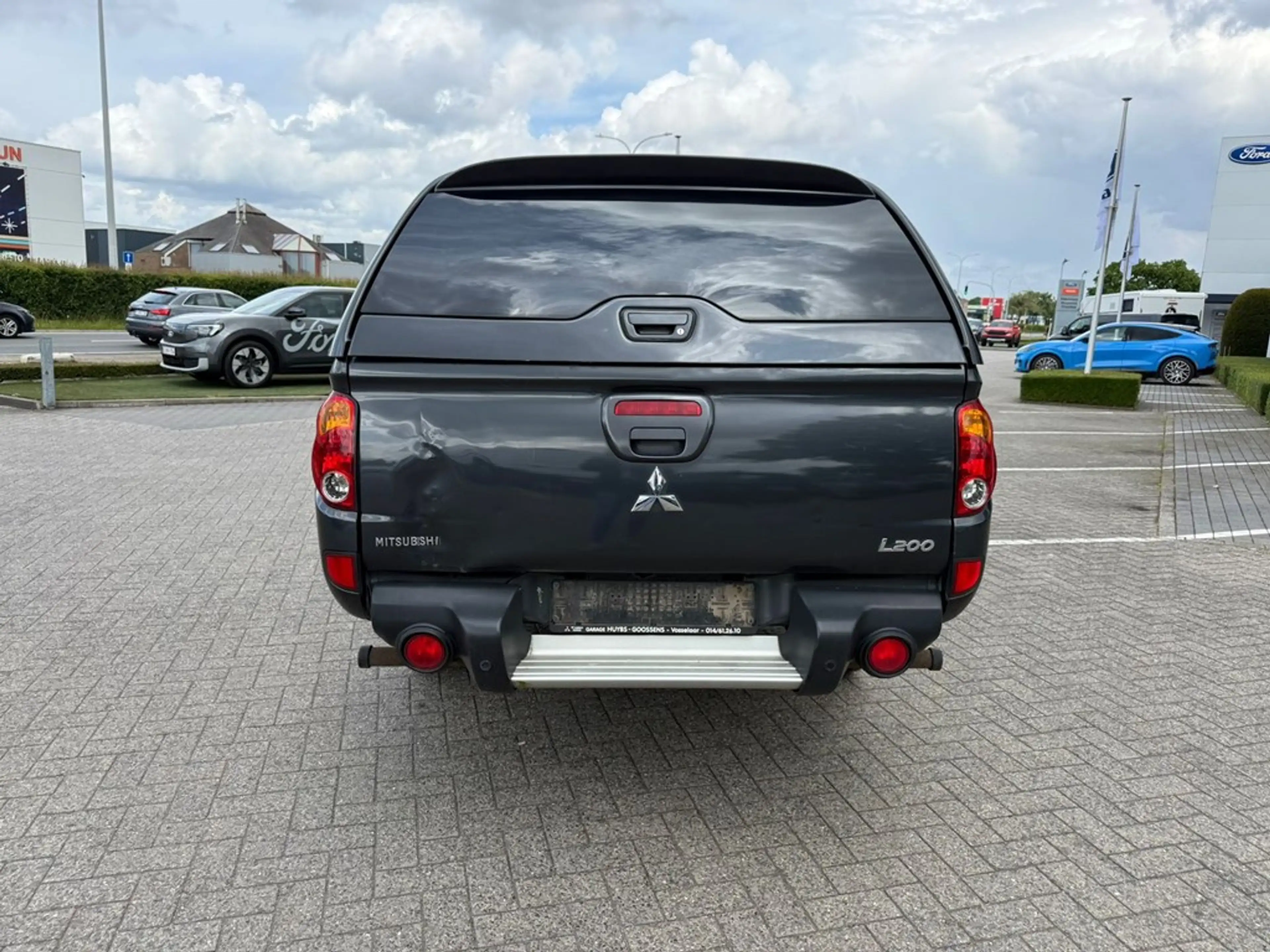 Mitsubishi L200 Enkel voor professionele verkoop. — photo 11