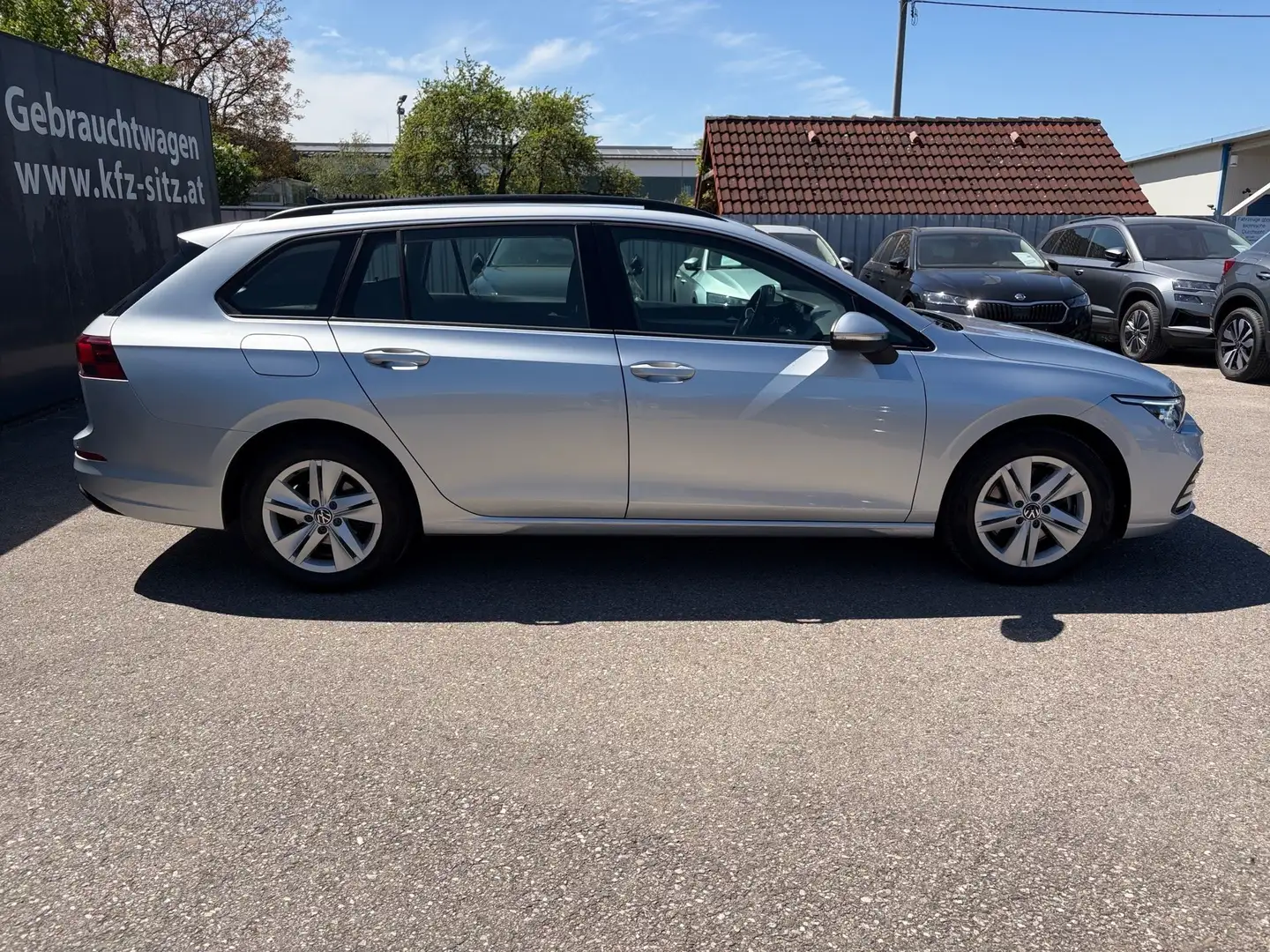 Volkswagen Golf Variant 2,0 TDI Life | ACC*LED Silber - 2