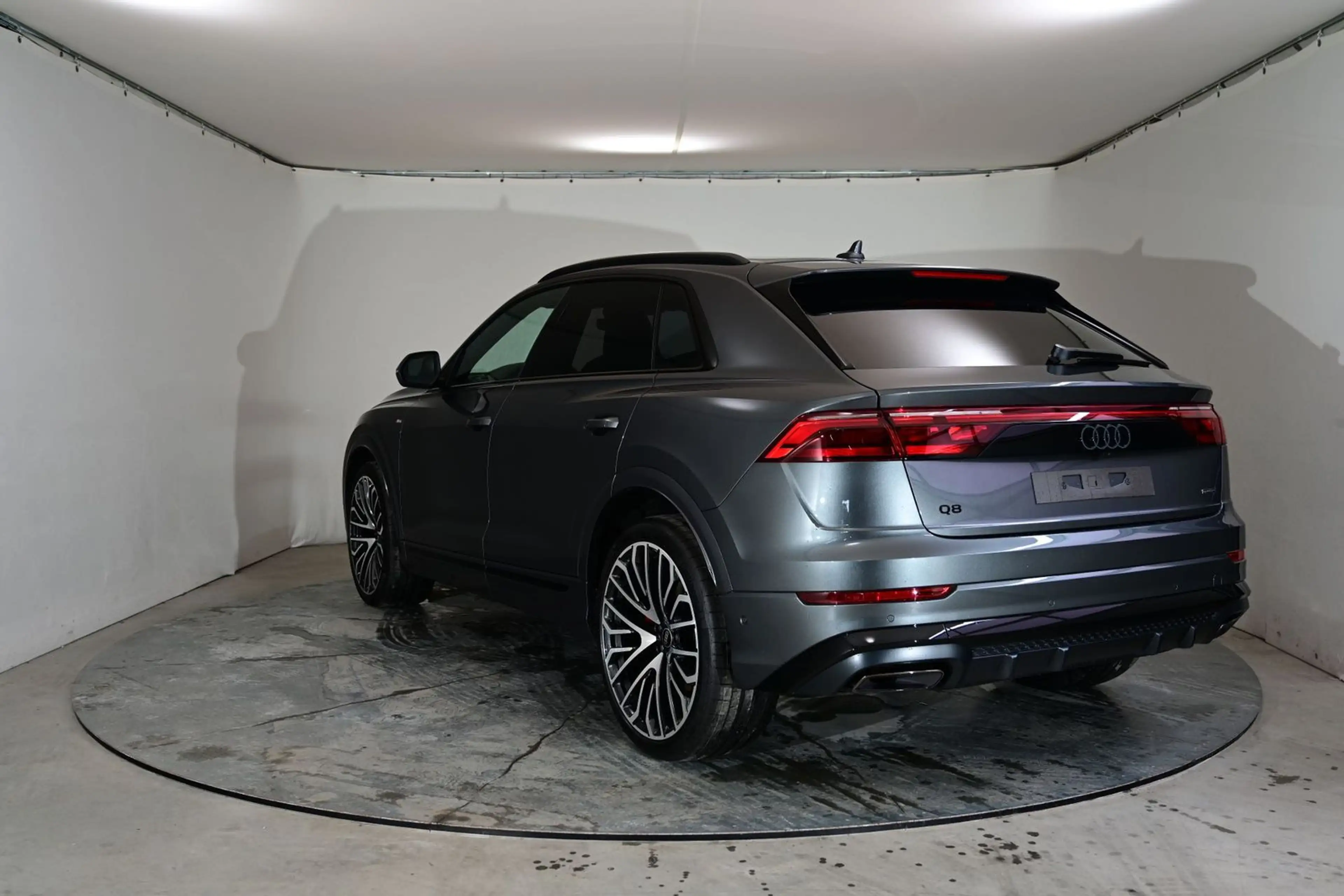 Audi Q8 S line HuD|Stand-Hzg|AHK|RFK|PANO|Matrix|L... — photo 3