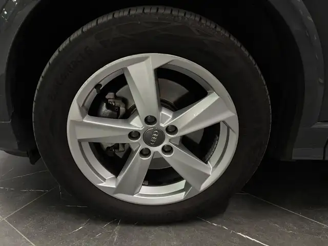 Audi Q2 view 12