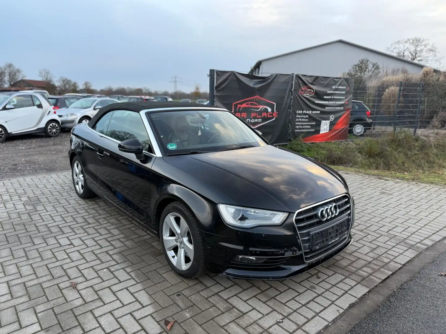 Audi A3 Cabriolet ambition AUTOMATIK/1.HAND/NAVI/SHZ Schwarz - 1